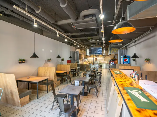 Eladó kereskedelmi és ipari ingatlan Budapest XIII. kerület, Angyalföld 244 nm