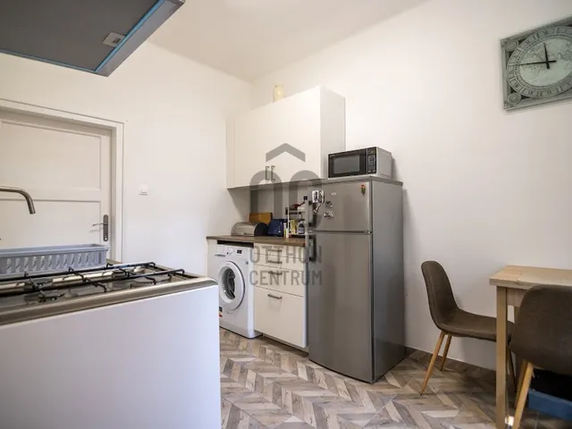 Eladó lakás Budapest XI. kerület, Albertfalva 34 nm