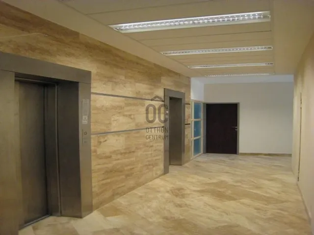 Kiadó kereskedelmi és ipari ingatlan Budapest I. kerület 770 nm