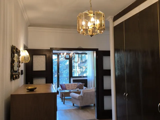 Kiadó lakás Budapest XI. kerület, Gellérthegy 113 nm