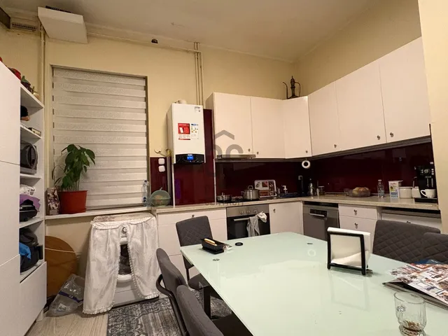 Eladó ház Budapest X. kerület, Óhegy 210 nm