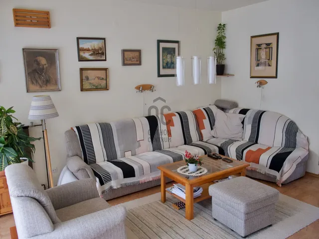 Eladó lakás Budapest XII. kerület, Kútvölgy 178 nm