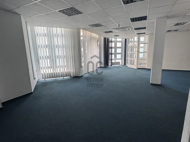 Kiadó kereskedelmi és ipari ingatlan Budapest II. kerület 382 nm