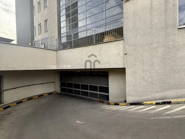 Eladó garázs Budapest XIV. kerület, Törökőr 12 nm