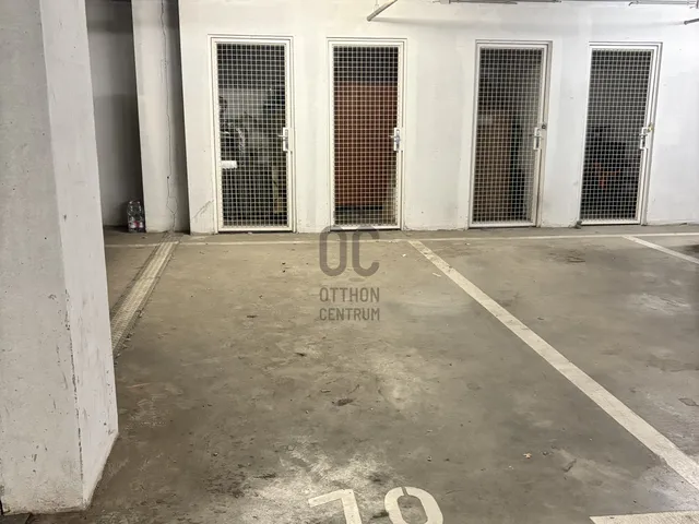 Eladó garázs Budapest XIV. kerület, Törökőr 12 nm