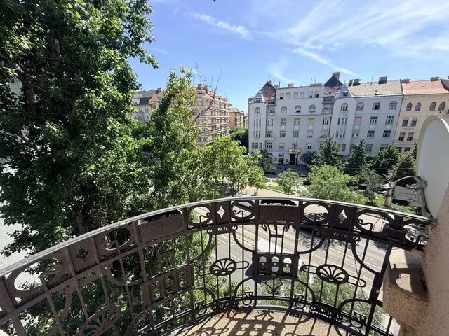Eladó lakás Budapest XI. kerület, Gellérthegy 255 nm