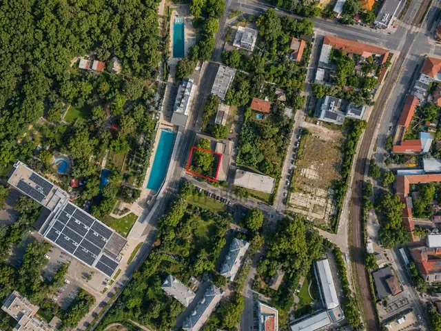 Eladó telek Budapest III. kerület, Csillaghegy 458 nm