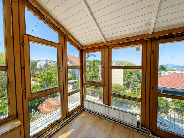 Eladó lakás Budapest II. kerület, Szemlőhegy 129 nm