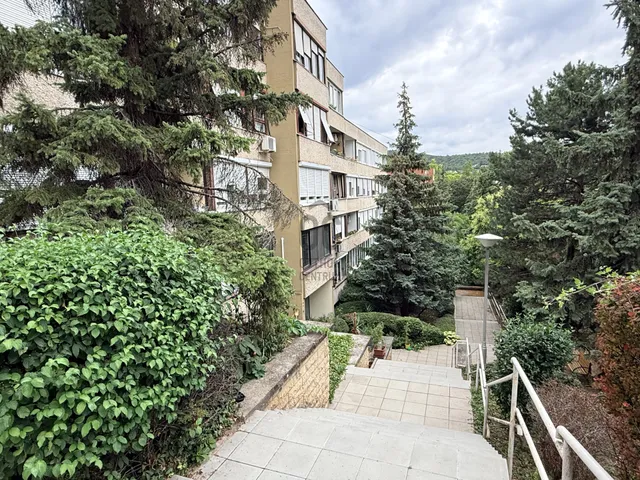 Eladó lakás Budapest II. kerület, Zöldmál 60 nm
