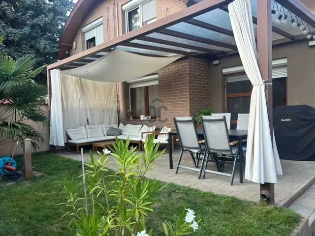 Eladó ház Budapest XXI. kerület, Királyerdő 95 nm
