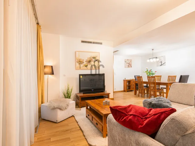 Kiadó lakás Budapest VI. kerület, Izabella utca 106 nm