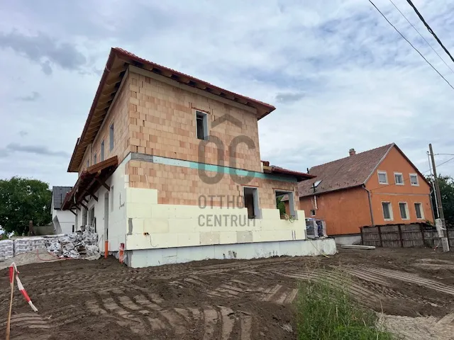 Eladó ház Fót, Kisalag 111 nm