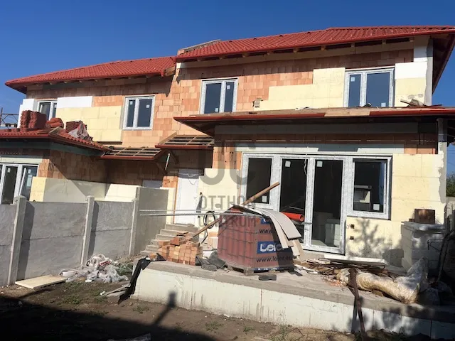 Eladó ház Fót, Kisalag 111 nm