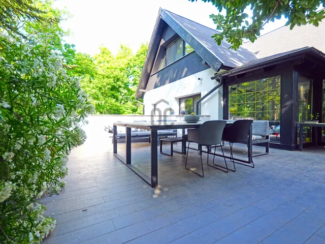 Eladó ház Budapest XII. kerület, Magasút 365 nm