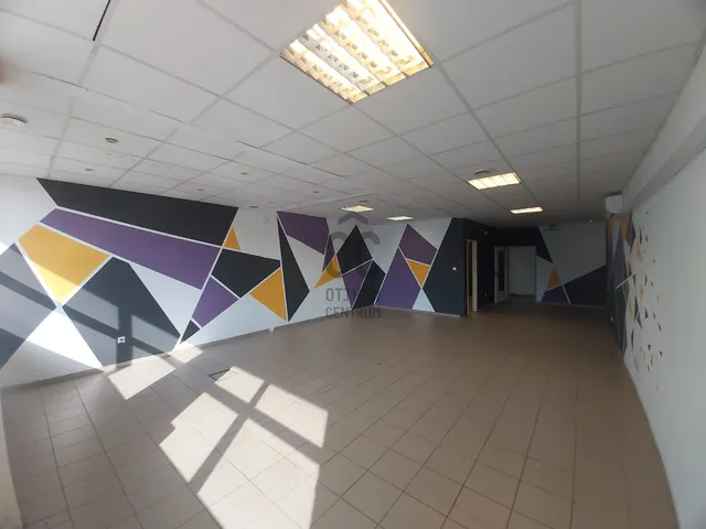 Kiadó kereskedelmi és ipari ingatlan Budapest III. kerület, Kaszásdűlő 72 nm