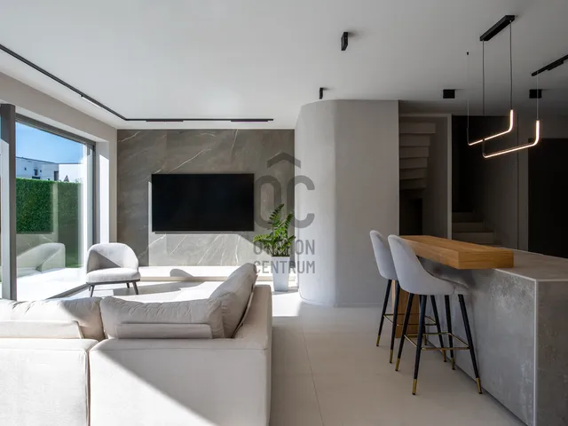 Eladó ház Budapest III. kerület 284 nm