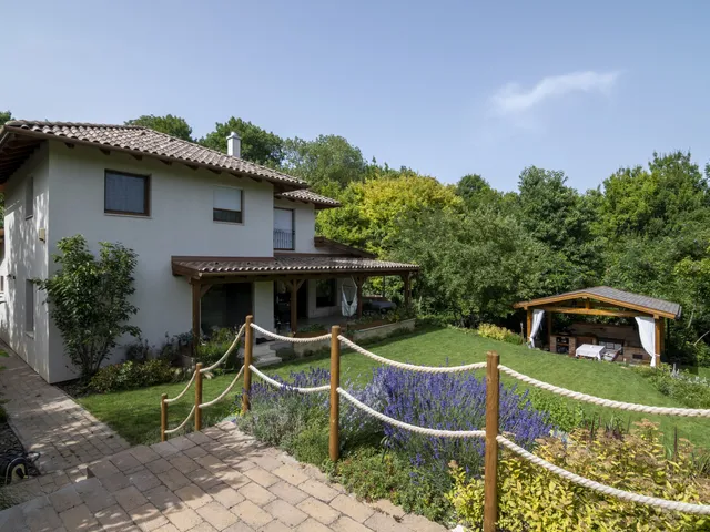 Eladó ház Nagykovácsi 156 nm