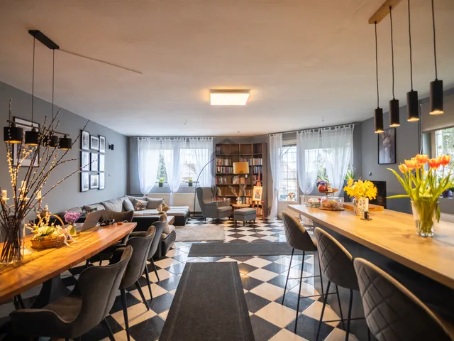 Eladó ház Budapest XVI. kerület, Árpádföld 480 nm