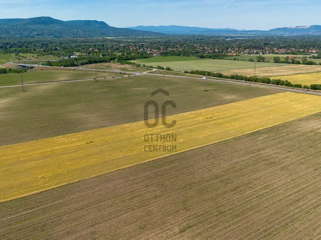 Eladó mezőgazdasági ingatlan Dunakeszi 29623 nm