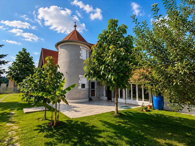 Eladó ház Mezőtúr 218 nm