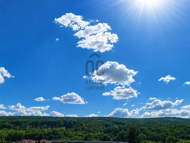 Eladó telek Remeteszőlős 727 nm