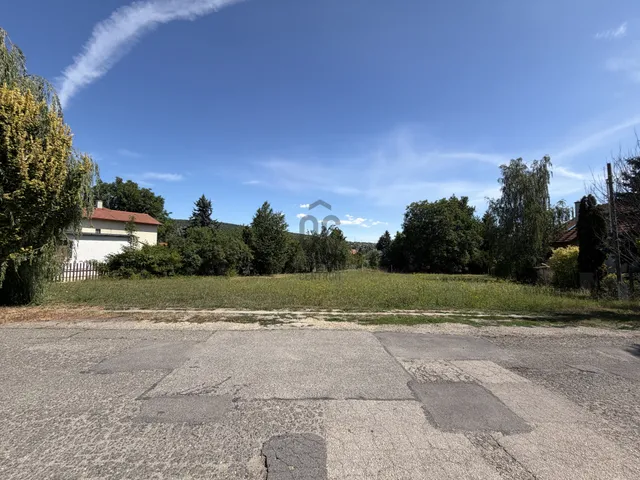 Eladó telek Nagykovácsi 1596 nm