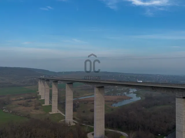 Eladó telek Kőröshegy 3603 nm