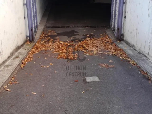 Kiadó garázs Budapest XII. kerület, Németvölgy 12 nm