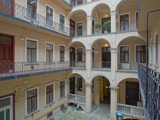 Eladó lakás Budapest VI. kerület 125 nm