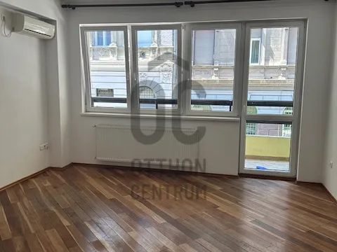 Eladó lakás Budapest VI. kerület 70 nm