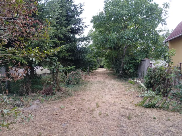 Eladó telek Mosonmagyaróvár 1431 nm