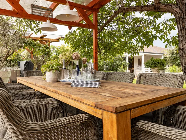 Eladó ház Dunakeszi, Alag 324 nm