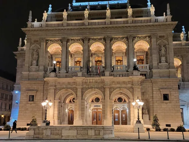 Eladó lakás Budapest VI. kerület, Nagymező utca 88 nm