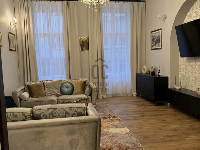 Eladó lakás Budapest VIII. kerület, Palotanegyed 90 nm