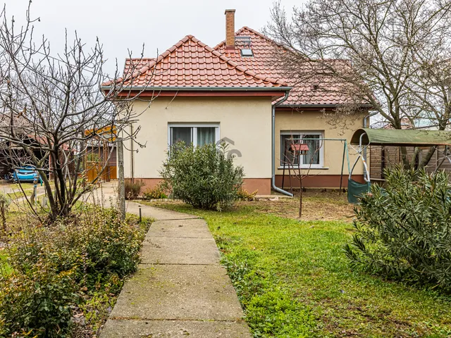 Eladó ház Dunakeszi, Alag 149 nm