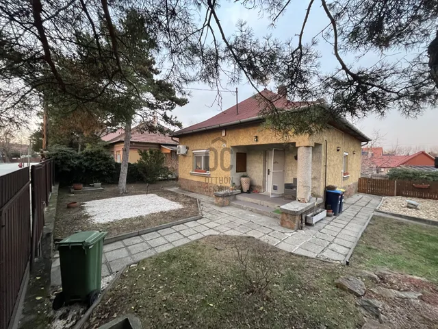 Eladó ház Budapest XXI. kerület, Királyerdő 74 nm