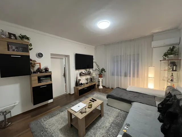 Eladó ház Budapest XXI. kerület, Királyerdő 74 nm