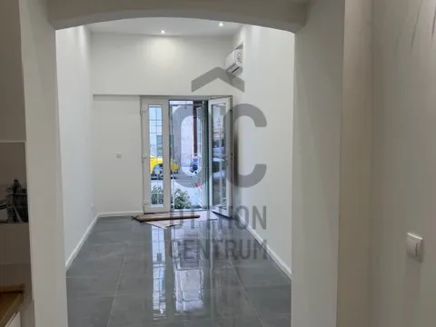 Eladó kereskedelmi és ipari ingatlan Budapest VI. kerület 22 nm