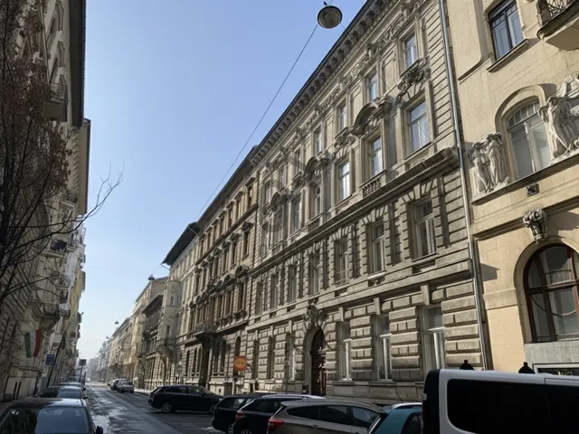 Eladó lakás Budapest VI. kerület 114 nm