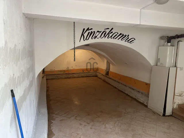 Eladó lakás Budapest I. kerület 73 nm