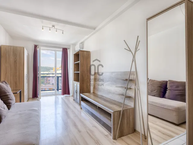 Eladó lakás Budapest III. kerület, Csillaghegy 23 nm