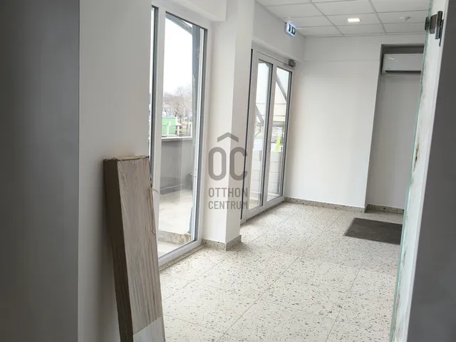 Kiadó kereskedelmi és ipari ingatlan Budapest XV. kerület, Újpalota