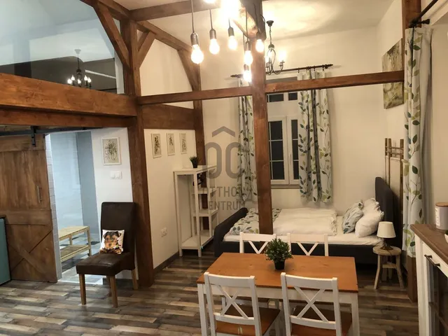 Eladó lakás Szentendre, Belváros 246 nm