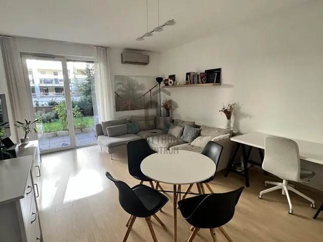 Eladó lakás Budapest VIII. kerület 70 nm