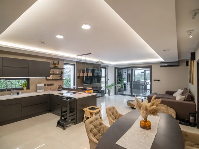 Eladó ház Hernád 363 nm