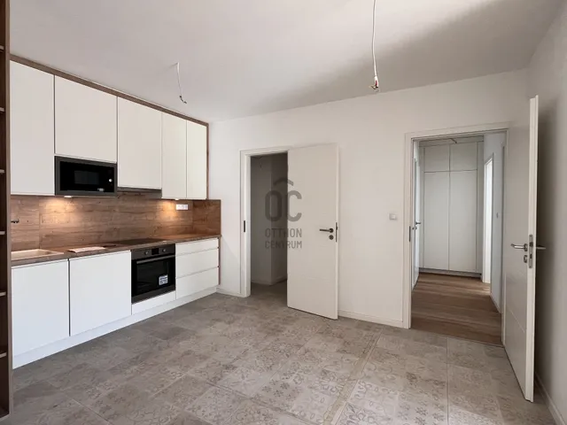 Eladó lakás Budapest I. kerület 77 nm