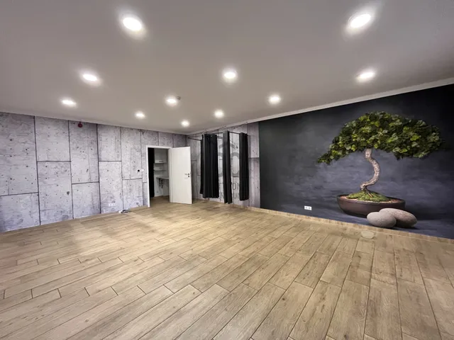 Eladó kereskedelmi és ipari ingatlan Budapest I. kerület 40 nm