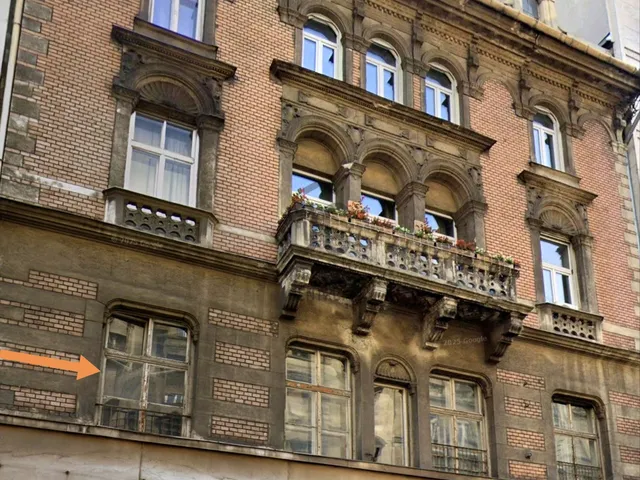 Kiadó kereskedelmi és ipari ingatlan Budapest V. kerület, Belváros 220 nm