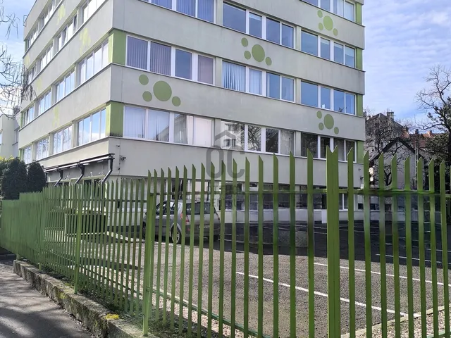 Kiadó kereskedelmi és ipari ingatlan Budapest XI. kerület, Kelenföld 14 nm