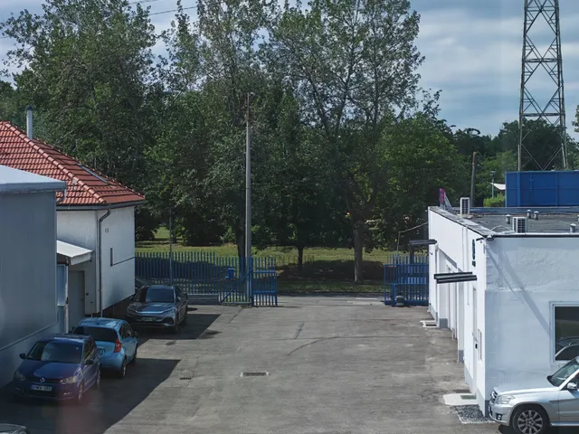 Kiadó kereskedelmi és ipari ingatlan Budapest X. kerület, Újhegy 500 nm